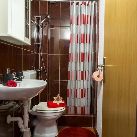 Ilak Апартаменти